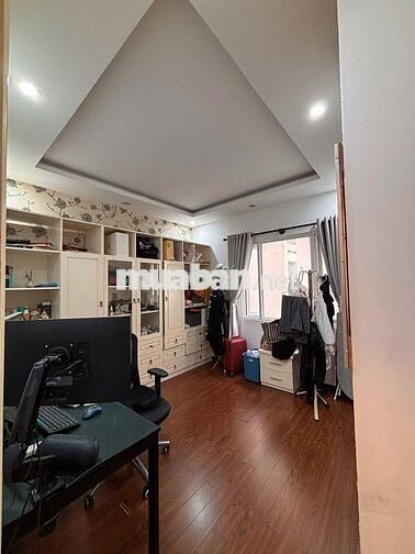 Cần bán căn hộ chung cư Khánh Hội 2, 2PN,nhà thiết kế đẹp,nội thất mới