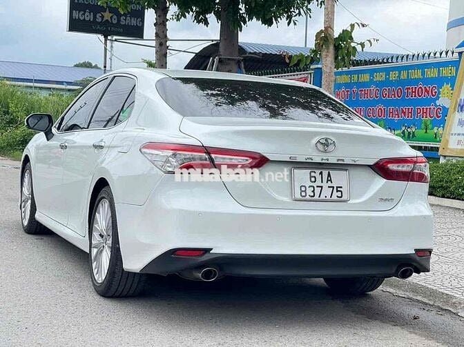 Toyota Camry 2020 2.5Q - 82000 km