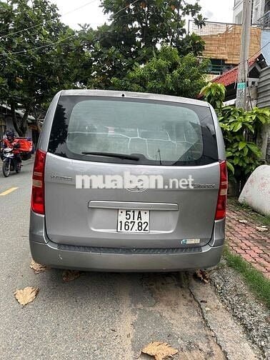 Huyndai 9 chổ - 130000 km