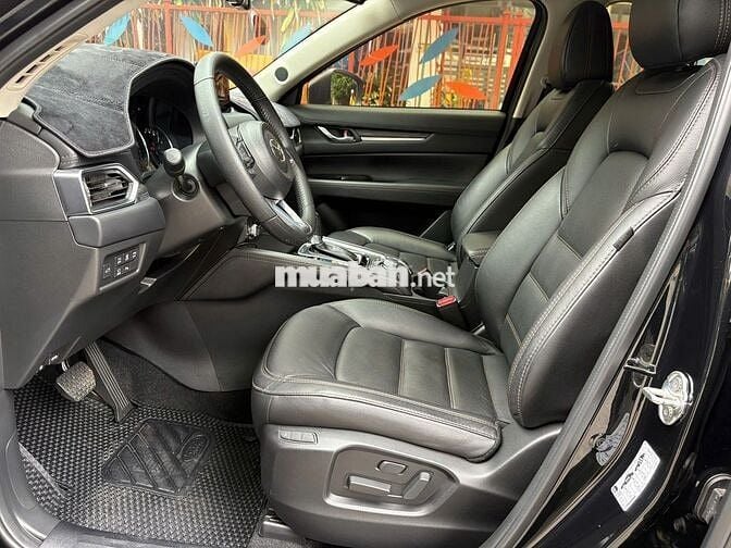 Mazda CX5 2022 Signature Premium 2.5 AWD - 17000km
