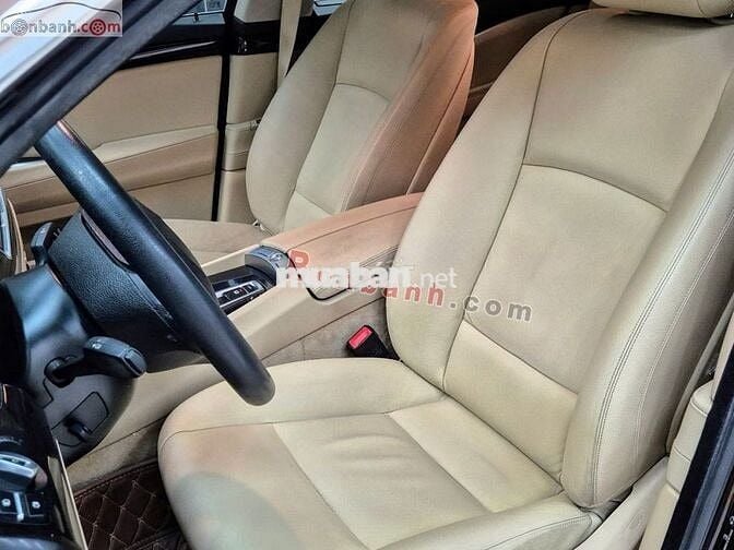 BMW 5 Series 528i GT 2017 - 863 Triệu