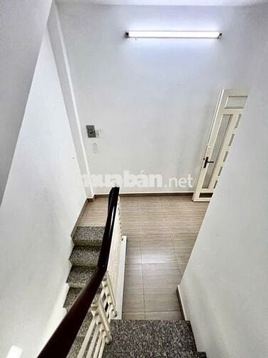 NHÀ ĐẸP 4 TẦNG KIÊN CỐ, HẺM XE HƠI 7M THÔNG, DT 36M2, 4,75 TỶ CÒN TL