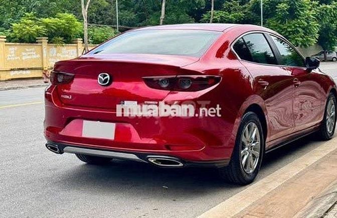 Mazda3 Luxury 2023
