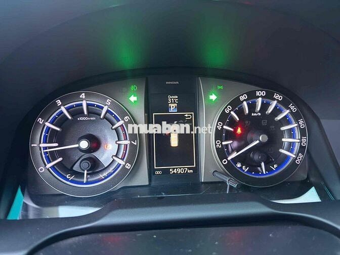 Innova 2022 G 2.0 AT - 54000 km
