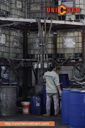 Cần tuyển gấp 5 công nhân sản xuất sơn nước + 2 xe ôm chở hàng khoán