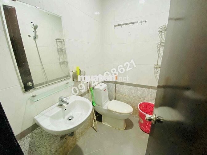 NHÀ CHO THUÊ 6X15M MẶT TIỀN KHU TÂN QUY ĐÔNG Q7