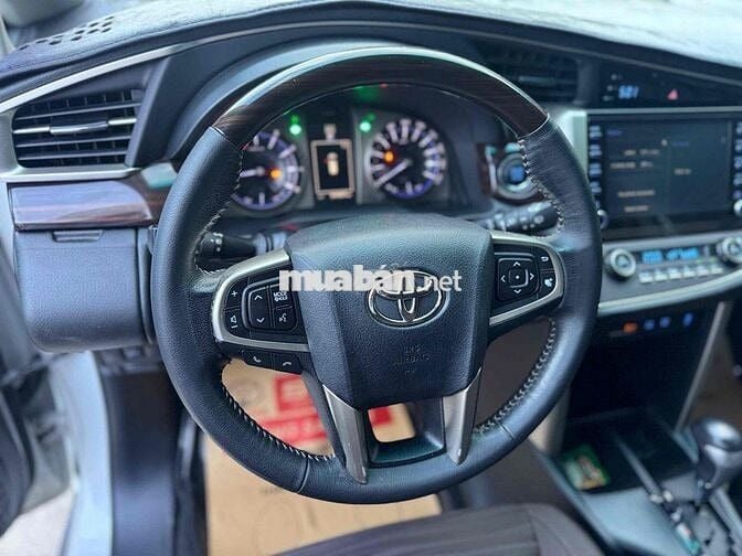 Innova 2022 G 2.0 AT - 54000 km