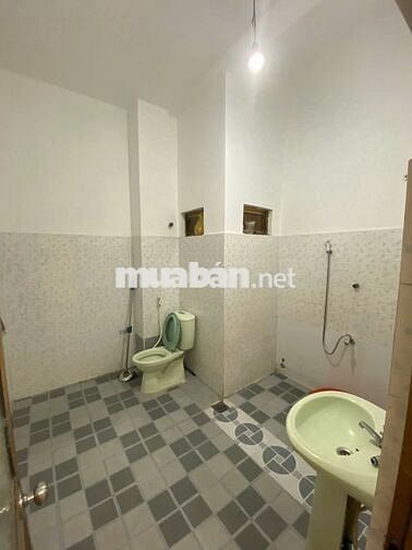 CHO THUÊ NHÀ LẦU 1 VÀ 2 PHƯỜNG BỬU LONG GIÁ 3,3 TRIỆU