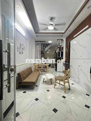 Nhà đẹp Khương Trung! 40m ra ô tô, ngõ ba gác, dân xây. 33mx4T. 6,6 ty
