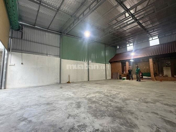 CHO THUÊ KHO XƯỞNG CÓ SÂN RỘNG CÓ ĐIỆN 3 Pha Gần MN Hoa Đỗ Quyên