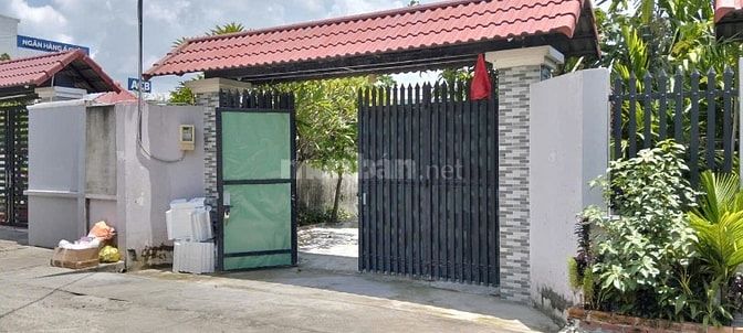 CHO THUÊ KHO XƯỞNG CÓ SÂN RỘNG CÓ ĐIỆN 3 Pha Gần MN Hoa Đỗ Quyên