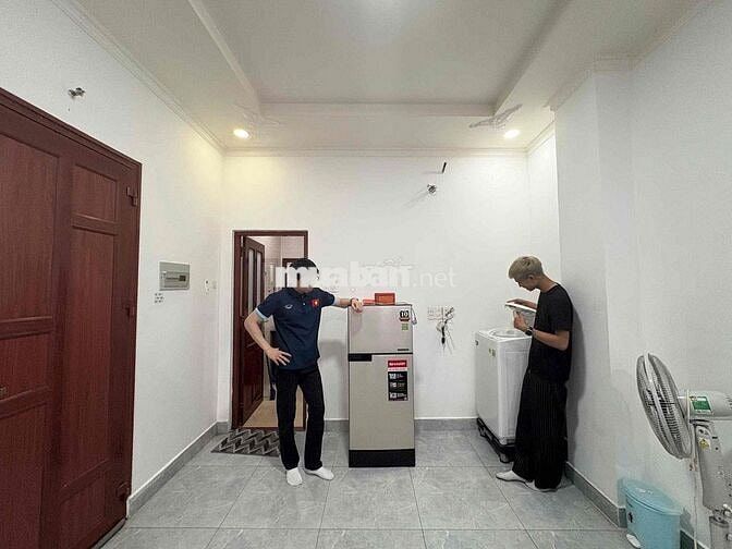 Căn hộ 1PN rộng gần 50m2 - Full nt máy giặt riêng