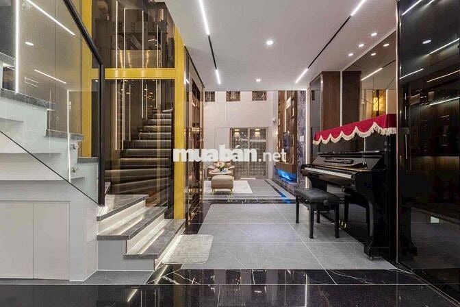Nhà VIP : Gara - Thang máy - NT cao cấp ... Giá 13 tỷ 5..