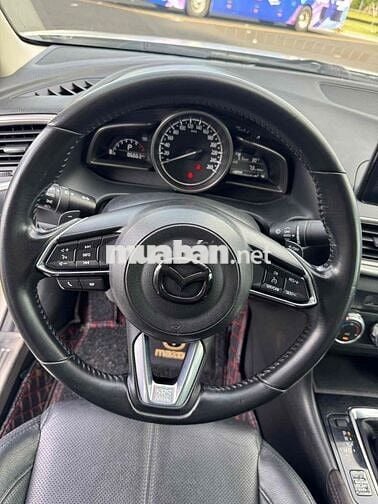 Mazda 3 2018 1.5 AT Sedan - 86000 km