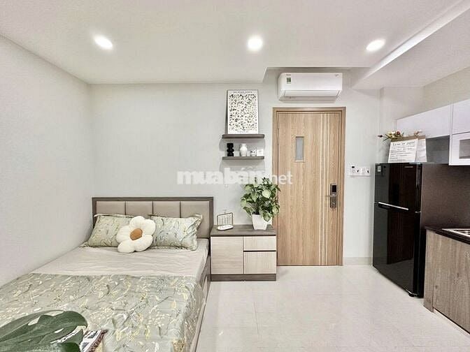 PHÒNG FULL NỘI THẤT CAO CẤP CỬA SỔ LỚN Ở BÌNH THẠNH NGAY PHÚ NHUẬN, Q3