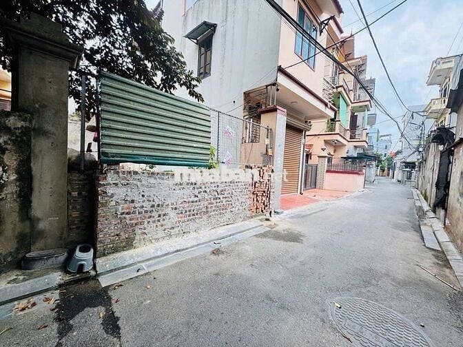 THÔNG NHUẾ, KIM CHUNG, ĐƯỜNG THÔNG THẲNG, VIOS VÀO ĐẤT