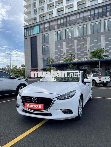 Mazda 3 2018 1.5 AT Sedan - 86000 km