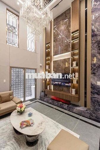 Nhà VIP : Gara - Thang máy - NT cao cấp ... Giá 13 tỷ 5..