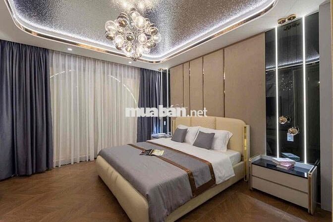 Nhà VIP : Gara - Thang máy - NT cao cấp ... Giá 13 tỷ 5..