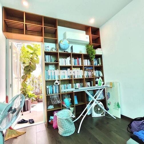 Giảm 1tỏi-Nhỉnh 5đ-Nhà Nguyễn Thị Thập Quận 7-72m2-hẻm xe hơi