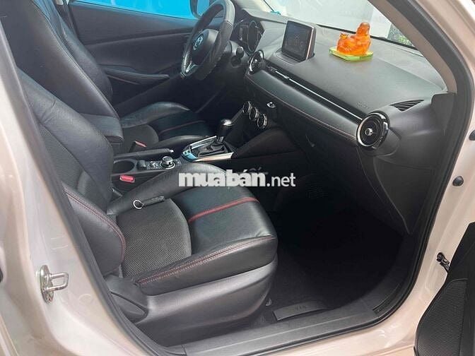 Mazda 2 2016 1.5 AT Hatchback - 89000 km