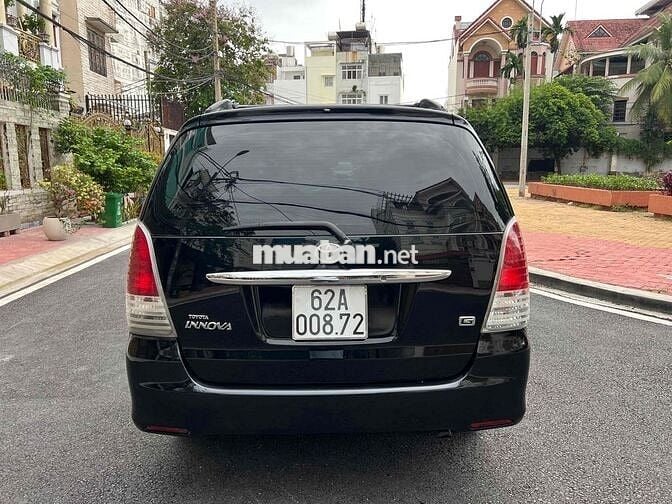 Toyota Innova 2009 G - 140000 km