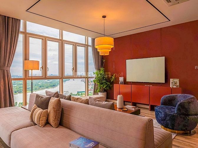 Cho thuê Căn hộ tại The Vista An Phú view sông gồm 4 phòng ngủ 180m2
