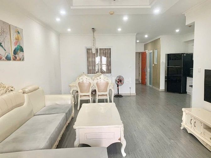 Chung cư  Phúc Yên, P15,Tân Bình: 2p ngủ, 2wc,đủ NT, 10tr/th