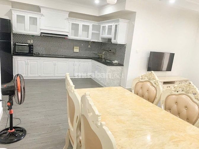 Chung cư  Phúc Yên, P15,Tân Bình: 2p ngủ, 2wc,đủ NT, 10tr/th