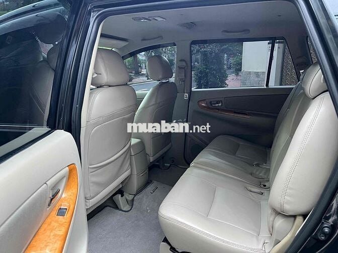 Toyota Innova 2009 G - 140000 km