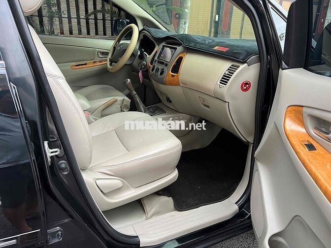 Toyota Innova 2009 G - 140000 km