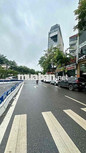 MẶT PHỐ PHẠM VĂN ĐỒNG 6 TẦNG THANG MÁY - NGAY NGÃ TƯ ĐÈN XANH ĐỎ PVD MẶT PHỐ PHẠM VĂN ĐỒNG 6 TẦNG THANG MÁY - NGAY NGÃ TƯ ĐÈN XANH ĐỎ PVD