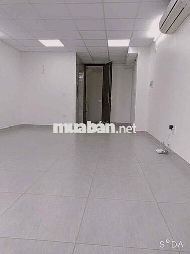 MẶT PHỐ PHẠM VĂN ĐỒNG 6 TẦNG THANG MÁY - NGAY NGÃ TƯ ĐÈN XANH ĐỎ PVD