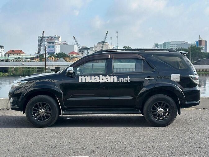 Fortuner G 2016 số sàn,máy dầu, màu đen
