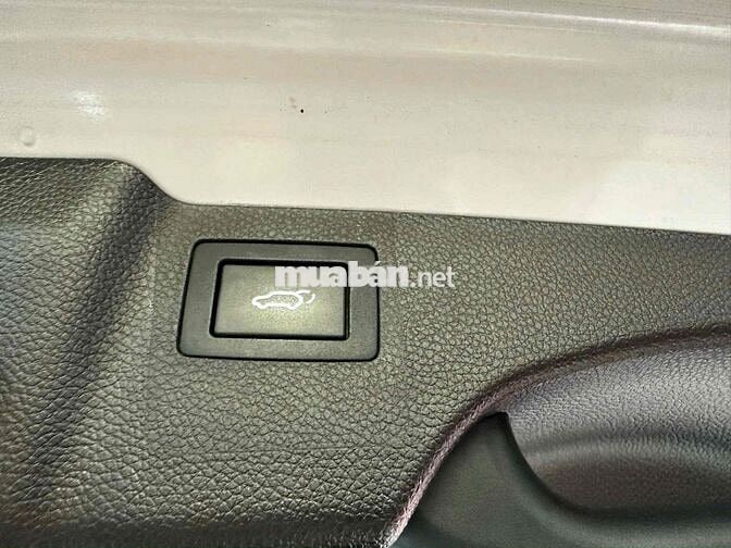Hyundai Santa Fe 2016 2.4 AT 4 WD - 126000 km