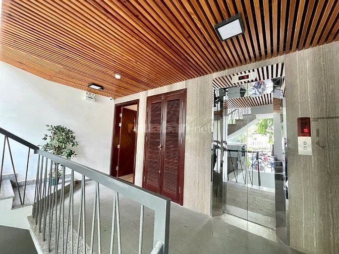 Chào bán toà Boutique 292.5m2 - ngay biển Mỹ Khê giá chỉ 5x tỷ