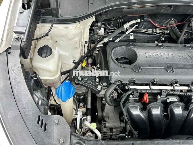 Hyundai Santa Fe 2016 2.4 AT 4 WD - 126000 km