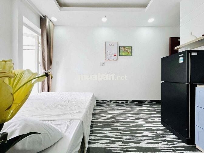 CHÍNH CHỦ TRỐNG STUDIO BAN CÔNG FULL NỘI THẤT BÓC SEAL MỚI HOÀN THIỆN