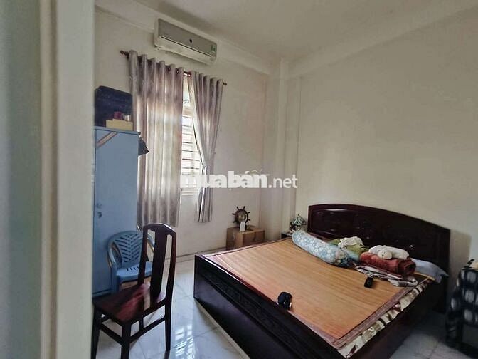 Bán Nhá 3 Tầng HXH Sát MT Đ. Số 11 Linh Xuân DT 66m 3Pn 3Wc Hoàn Công
