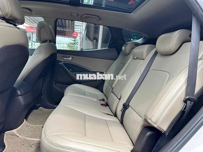 Hyundai Santa Fe 2016 2.4 AT 4 WD - 126000 km
