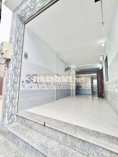 Mặt Bằng Rộng, Sạch, Có Máy Lạnh - 30m2
