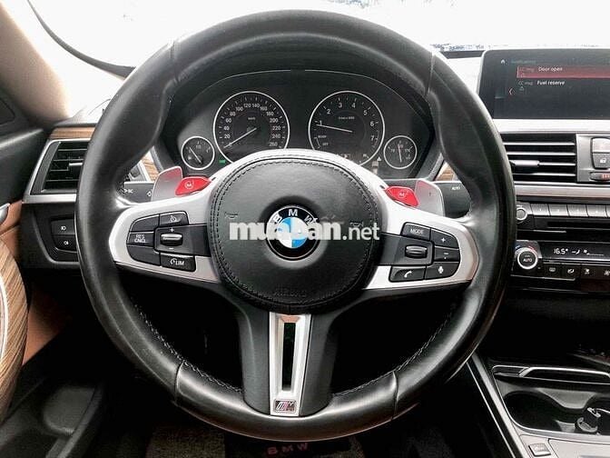 BMW 3 Series 2017 320i GT - 80000 km