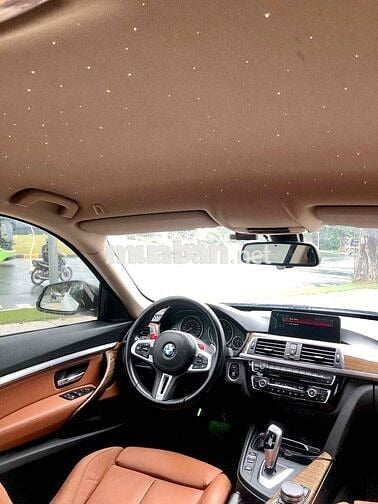BMW 3 Series 2017 320i GT - 80000 km