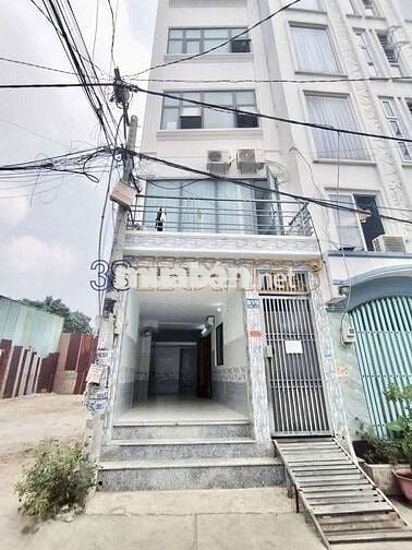 Mặt Bằng Rộng, Sạch, Có Máy Lạnh - 30m2