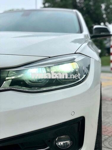 BMW 3 Series 2017 320i GT - 80000 km