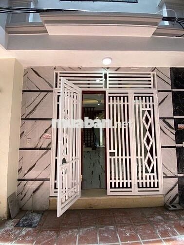 Bán nhà 4 tầng, ô tô tránh, 2 mặt thoáng, tại Hà Đông,Giá 4,4 tỷ, 35m2