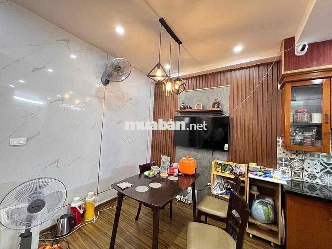 CẦN BÁN CĂN CHUNG CƯ - TRUNG VĂN - DT 83m2 - 2PN - 2 WC - Tặng Full Nộ