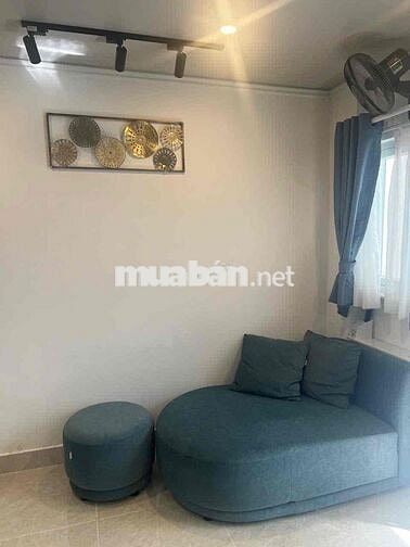 Bán nhà hẻm xe hơi Quận 1 dưới 6tỷ