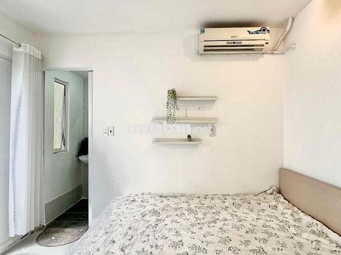 STUDIO HIỆN ĐẠI, BAN CÔNG THOÁNG MÁT - KHU VỰC PHÚ NHUẬN