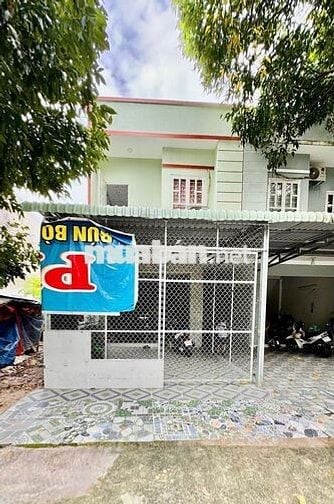 BÁN DÃY KIOT 150M2 SHR KDC - KCN BÀU BÀNG